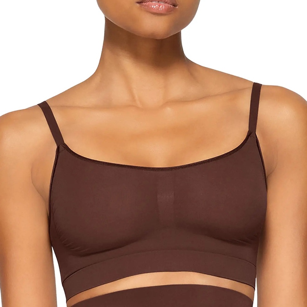 SKIMS Everyday Sculpt Bralette - Picture 1 of 9